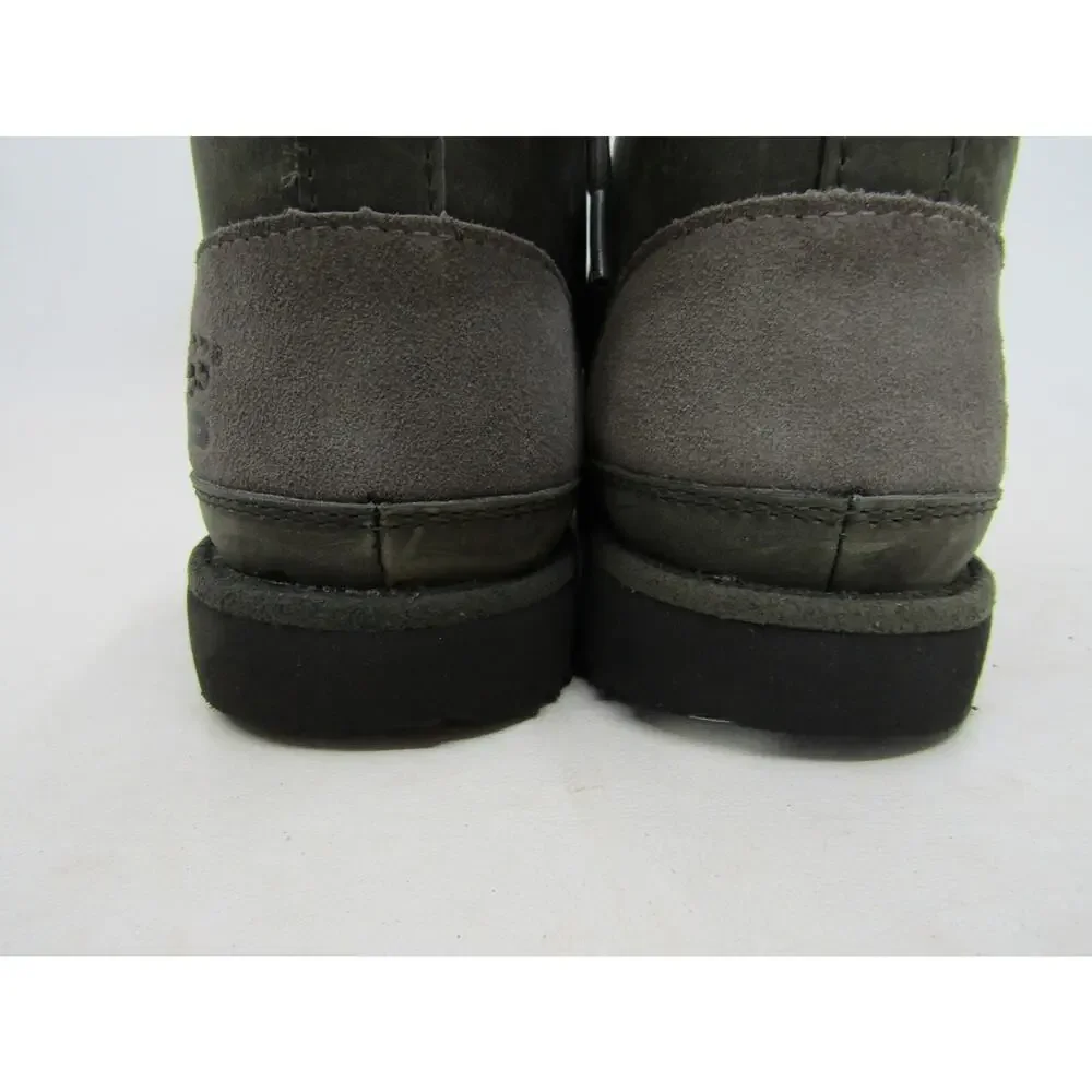 UGG Neumel II Girls Youth Size 2 Charcoal Gray Lace Up Boots
